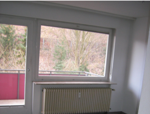 klehr Fenster mit Blick auf Balkon